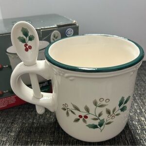 Pfaltzgraff Winterberry Cocoa Mug with Spoon Earthenware Discontinued 2011